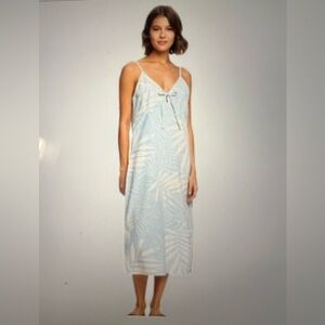 NWT ROXY LADY WINTER AGAIN PRINTED MIDI SKY BLUE AND BEIGE‎ CHIC DRESS